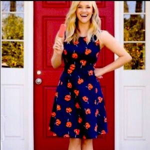 Draper James Navy Poppy dress A Line size 2